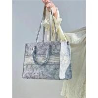 ราคา Qiaojin กระเป๋าโท้ท, พอร์ซเลนสีน้ำเงินและสีขาว, กระเป๋าภาพเงาปลา, ความจุมาก, กระเป๋าถือ, กระเป๋าสะพายไหล่, กระเป๋าสะพายข้าง, สำหรับผู้หญิง, ทนทาน กระเป๋า สตางค์ charles and keith (1731976940847335278)