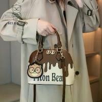 ราคา กระเป๋าผู้หญิง, เป่ย Bao Bao, กระเป๋าสะพายไหล่, สไตล์เกาหลีอินเทรนด์, กระเป๋า Messenger, ลำลองอเนกประสงค์, แบบพกพา, แฟชั่นใหม่, 2024 (1731577739138926418)