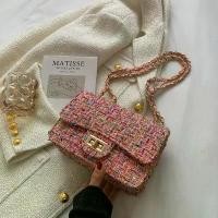 ราคา กระเป๋าผ้าวูลสไตล์คลาสสิกสำหรับผู้หญิง กระเป๋าสะพายไหล่พร้อมสายโซ่อเนกประสงค์ แฟชั่นเกาหลีใหม่กระเป๋าสะพายข้าง,กระเป๋าสะพายผู้หญิง,กระเป๋า,กระเป๋าสะพายข้างผู้หญิง,กระเป๋าสะพาย,กร (1730040947141741203)