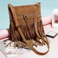 ราคา กระเป๋าสะพายไหล่พร้อมพู่ขอบหนังนิ่มเทียมสำหรับผู้หญิง กระเป๋าสะพายข้างสไตล์วินเทจสำหรับเด็กผู้หญิง Flecosกระเป๋าสะพายข้าง,กระเป๋าสะพายผู้หญิง,กระเป๋า,กระเป๋าสะพายข้างผู้หญิง,กระเ (1729708230347491987)