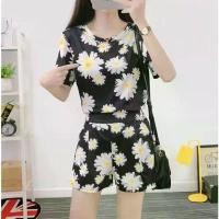 ราคา ชุดเดรสผู้หญิง เซ็ต 2 ชิ้น เสื้อ+กางเกงขาสั้น สีดำ ลายดอกเดซี่ สินค้าพร้อมส่ง Lady Clothing Women เดรสผ้า ลินิน แท้ vatnamnu ทานตะวัน สาวอวบ สีเขียว black dress korean (1730891785322334508)