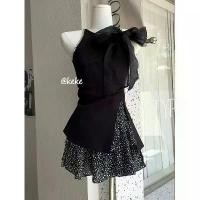 ราคา ชุดสูทฤดูร้อนสำหรับผู้หญิง สไตล์เกาหลีใหม่ เรียบหรู เสื้อทรงสลิมฟิต กระโปรงลายดอกไม้ เซ็ต 2 ชิ้น 2024 ชุด ไป งานแต่ง สีกรม ชุด เขียว พาสเทล งานแต่ง (1731867686891522797)