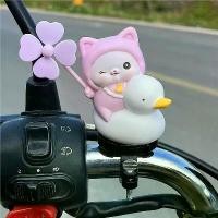 ราคา ตกแต่งรถไฟฟ้า, กังหันลมน่ารัก, การออกแบบเป็ดสีเหลืองน้อย, หมวกกันน็อค, อุปกรณ์เสริมสกู๊ตไฟฟ้า, เครื่องประดับรถ, จักรยาน, จี้ขนาดเล็ก (1732155437482214691)