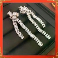 ราคา ต่างหูพู่ผูกปมเพทาย, เข็มเงิน, แฟชั่นเกาหลี, ราคาไม่แพง, ความรู้สึกระดับไฮเอนด์ที่หรูหรา, เครื่องประดับหู, โรงงานขายส่ง, ปี 2025 ต่างหู ไม่ ต้อง ใส่ จุก (1731776290512800286)