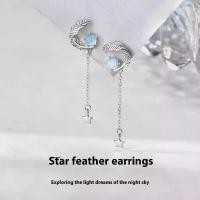 ราคา ต่างหูขนนกรูปดาว สำหรับผู้หญิง เงินแท้ 925 ต่างหู มูนสโตนระดับไฮเอนด์ ต่างหูพู่ยาว Ins (1732023194689898378)