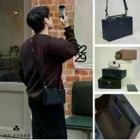 ราคา กระเป๋าสะพายข้างผู้ชาย ทรงสี่เหลี่ยม รุ่น 2 กระเป๋าสะพายข้างมินิ D ผู้ชาย (1731532965470898561)