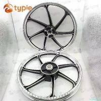 ราคา VeganValley แบบพกพา เวฟ125R ล้อแม็ก WAVE125R , WAVE100S 2005 6 ก้าน 1.40/1.40x17 หน้าดิสหลังดั้ม สีดำปัดก้าน ***6 ก้าน*** มอเตอร์ไซค์ Motorcycle (1731142025917532273)