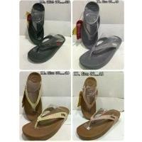 ราคา รองเท้า fitflop ผู้หญิง (36-40) รองเท้าแตะเพื่อสุขภาพ ใส่สบายเท้า ลดราคา (1732185317702796366)