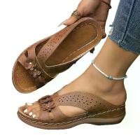 ราคา รองเท้าแตะผู้หญิง สไตล์ยุโรปและอเมริกา พลัสไซส์ รองเท้าแตะชายหาด ดอกไม้ลิ่ม รองเท้าแตะผู้หญิง ฤดูร้อน 2025 มาใหม่ รองเท้า gooddy รองเท้า แตะ โคตร นุ่ม รองเท้า ทรงเอ หู หนี (1731711866938885702)