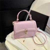 ราคา กระเป๋าถือสำหรับผู้หญิง เทรนด์ใหม่ แฟชั่นฤดูใบไม้ผลิและฤดูร้อน กระเป๋าสี่เหลี่ยมเล็ก เนื้อเฉพาะ กระเป๋าสะพายไหล่และกระเป๋าสะพายข้างอเนกประสงค์ mcm bag กระเป๋า จาคอบ กระเป๋า ra (1732328402181720832)