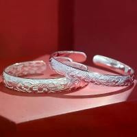 ราคา สร้อยข้อมือเงิน ลายดอกไม้ สำหรับผู้หญิง ชุบเงิน กำไลแฟชั่น ของขวัญสำหรับคุณแม่ เลส ข้อมือ หลวง พ่อ รวย ข้อมือ เลส สร้อย ข้อมือ โซ่ ของ แท้ ผ่าน พิธี (1731706144082134980)