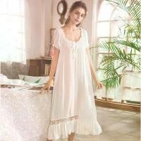 ราคา ชุดนอนสไตล์วังวินเทจ แขนสั้น ผ้าฝ้าย สีขาว เปิดไหล่ แต่งลูกไม้เซ็กซี่ ทรงหลวม เหมาะสำหรับผู้หญิง เดรสยาว (1731780711742015263)