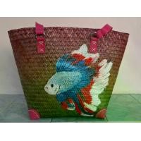 ราคา Bangkokcrafter Koi Bloom - กระเป๋าสานกระจูดทรงพัด สีชมพู ลายปลาคราฟ ดีไซน์ทรงพัดจากเส้นใยธรรมชาติ สะท้อนความฝันและอิสรภาพ กระเป๋าทรงพัด ปลาคราฟชมพู กระเป๋ากระจูด SoftDreamStyle C (1732323123481053855)