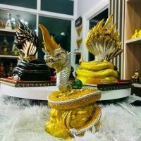 ราคา พญานาคราช1เศียร สีทอง เเถมฟรีฐานรองเเเละลูกแก้วพญานาค (1729785761863403866)