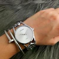 ราคา CONTENA - นาฬิกาข้อมือผู้หญิง สีทอง สร้อยข้อมือสุดหรู นาฬิกาผู้หญิง นาฬิกา (1729767744076614239)