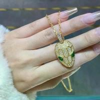 ราคา บุคลิกภาพ สมบัติ รัสเซีย สีม่วง ทอง สีเขียว ตา งู หัว สร้อยคอ สำหรับผู้หญิง ใหม่ เพทาย เพชรเต็ม งู หัว จี้ สำหรับผู้หญิง ปีของงู (1732142234075759960)