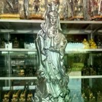 ราคา เจ้าแม่กวนอิม มวลสารแร่เหล็กน้ำพี้ สีเงิน ฐานกว้างโดยรวม 5 นิ้วสูง 14 นิ้ว แถมฟรีชุดหลวงปู่ทวด (1730949179834534834)