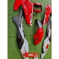 ราคา jdudhfeshop วัสดุอย่างดี เฟรมรถ กรอบรถ ชุดสีLS NEW สีแดง-ม่วง-ขาว 7 ชิ้น พร้อมแปะลายเคลือบเงาแท้ ABS (1732055676259828868)