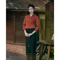 ราคา ชุดสูทชาติพันธุ์สีแดง สไตล์วินเทจ เครื่องแต่งกายชาจีนอินฟินิต Dai ชุดทำงาน 00 ชุดไทยล้านนา(ไต) สไตล์วินเทจ สีแดง แฟชั่นโบราณผสมสมัยใหม่ (1731849978006045765)