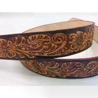 ราคา [พร้อมส่ง] เข็มขัด หนังแท้ ตอกลายดอกไม้ งานตอกมือ (1732072847458534729)