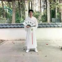 ราคา เสื้อคลุมยาวผู้ชาย สไตล์โบราณ ปรับปรุง Hanfu ทุกวัน ไหล่กว้าง แขนยาว คอไขว้ เสื้อเชิ้ต สไตล์โบราณ การ์ตูนฮั่นฝู นักดาบ ปี 2025 (1731942665135687561)