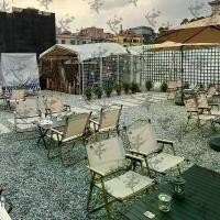 ราคา ชุดโต๊ะและเก้าอี้กลางแจ้ง, อินเทรนด์, เหมาะสำหรับบาร์, แคมป์ปิ้ง, ร้านน้ำชาฟอง, ร้านขายของข้างถนน, ทำจากเหล็กกล้าคาร์บอน, พับเก็บได้และพกพาได้, โต๊ะบาร์บีคิวและเก้าอี้ (1731748260009772908)