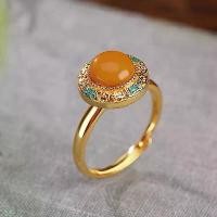 ราคา แหวนธรรมชาติอำพัน ทรงกลม เงินแท้ S925 ชุบทอง ดีไซน์ Cloisonné Ruyi ลายกลวง สีเหลืองอำพัน แหวนปรับได้ มงคล Ruyi และดึงดูดความมั่งคั่ง แหวน กังหัน แชกงหมิว แท้ (1731940678647252269)