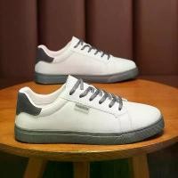 ราคา รองเท้าผู้ชาย, รองเท้าผ้าใบต่ำเทรนด์ฤดูใบไม้ผลิ, พื้นนุ่ม, น้ำหนักเบา, รองเท้าสีขาว, อเนกประสงค์, รองเท้าทำงานลำลอง, มาใหม่ในปี 2025, [COD] ไนกี้ แอร์ ฟอส 1 sepatu รองเท้า hello polo (1731877892864181