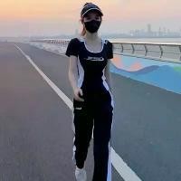 ราคา ชุดกีฬาลำลองสำหรับผู้หญิง ชุดวอร์มแขนสั้นหรูหราสำหรับฟิตเนส วิ่ง โยคะ แฟชั่น ชุดสองชิ้น (1730269502233020942)