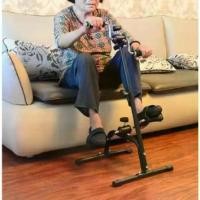 ราคา เครื่องปั่นจักรยานออกกำลังกาย Mini Bike จักรยานกายภาพบำบัดMini Exercise Bikeสำหรับบริหารแขนขาคนพิการผู้สูงอายุคนแก่จักรยจักรยานออกกำลังกายแบบพับ * จักรยานกายภาพบำบัด อุปกรณ์สร้าง (1729709954170391262)