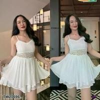 ราคา Garden Clothes ชุดจั๊มสูท JUMPSUIT จั้มสูทสายเดี่ยว ขาสั้น ทรงกระโปรง .. สีขาว (1732218798561331903)
