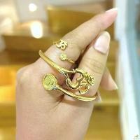 ราคา เซ็ต กำไล+แหวน โอม นวราตรี ไขว้กระดุมหัวนะโม สีทอง ขนาดฟรีไซส์ SW35133 COD (1732210170928334424)