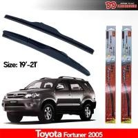 ราคา ที่ปัดน้ำฝน ใบปัดน้ำฝน ซิลิโคน ตรงรุ่น Toyota Fortuner 2005 ไซส์ 19-21 ยี่ห้อ Diamond กล่องแดง (1731813462589539350)