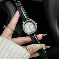 ราคา นาฬิกา Diamond-Studded, แฟชั่น Gaudi, สำหรับผู้หญิง, สายสแตนเลสหรูหรา, ฟังก์ชั่นปฏิทิน, สายหนังส่วนบุคคล, นาฬิกาข้อมือสำหรับสุภาพสตรี (1732159670410971099)