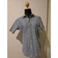 ราคา ️สินค้ามือ2️ เสื้อเชิ้ตลำลองแขนสั้นทรง SLIM FIT Uniqlo แนะนำ (1731387792939451865)