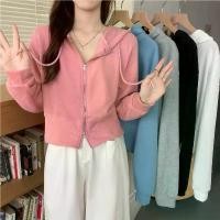 ราคา Uniqlo - เสื้อฮู้ดผ้าฝ้ายคุณภาพสองหัว เสื้อฮู้ดสั้นซิป เสื้อสเวตเตอร์มีฮู้ดแขนยาวสีทึบบางสำหรับผู้หญิง (1729801449302231880)