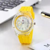 ราคา นาฬิกาควอทซ์เปลือกใส, สปอตใหม่ข้ามพรมแดน, สายพลาสติก, สไตล์ดาราอินเทอร์เน็ต, สีฟ้า, เหมาะสำหรับนักเรียน, การค้าต่างประเทศนาฬิกาข้อมือผู้หญิง，นาฬิกา-shock-，ผู้หญิงแฟชั่นนาฬิกา，นาฬ (1731284513083001353)
