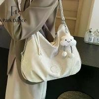 ราคา กระเป๋าโท้ทความจุขนาดใหญ่ PARKDANCE ดีไซน์เรียบง่ายและหลากหลาย สำหรับผู้หญิง กระเป๋าสะพายไหล่อินเทรนด์ระดับไฮเอนด์ กระเป๋าใต้วงแขน 2025 longchamp mini ของ แท้ กระเป๋า puma (1731837756802041183)