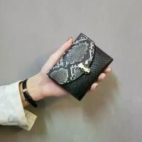 ราคา กระเป๋าสตางค์หนัง ลายงูเย็บปะติดปะต่อกัน กระเป๋าใบเล็ก suede bag กระเป๋า เอ้าดอร์ ยุค 90 กระเป๋า ทรง ถัง เล็ก กระเป๋า แรลลี่ ของ แท้ beach bag ชาแนล กระเป๋า สตางค์ (1731829877733754163)