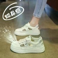 ราคา รองเท้าแตะกีฬากลางแจ้งฤดูร้อน,สำหรับผู้หญิง,สไตล์ใหม่2025,ระดับไฮเอนด์,นักเรียน,กลวงและระบายอากาศได้,รองเท้าสีขาว,HK asics novablast 5 volleyball shoes futsal soccer gate ล้อ รอง เท้า hoka hopara (173