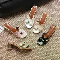 ราคา รองเท้าแตะกลางแจ้งฤดูร้อนสำหรับผู้หญิง, ส้นหนา, รองเท้าแตะชายหาด, แฟชั่นใหม่ 2025, รองเท้าส้นสูงคนดังทางอินเทอร์เน็ต, รองเท้าแตะสายเดี่ยว รองเท้า fitflop jellybunny ทรงเอ หู หนีบ boots shorts (1731903