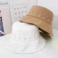 ราคา จัดส่งทันที. หมวกบักเก็ต หมวปีกกว้าง ลายปัก "When are you leaving" หมวกกันแดด ปีกกว้างขนาดใหญ่ งานเกาหลี หมวกแฟชั่น Bucket Hats (1731822906335004363)