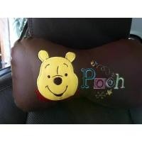 ราคา ลิขสิทธิ์แท้ หมีพูห์ หมอนรองคอ ทรงกระดูก 1 ชิ้น หนังเทียม Winnie the Pooh Faux Leather Car Neck Rest Cushion Head Pillow (1731773624873944410)