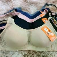 ราคา Wireless Bra Wireless Bra Comfortable Bra A-B Cup Thin Foam Shiny Fabric Sporty Style Comfortable No Underwire 2 Hooks Non-removable Straps 34-40 Inches (1731790330086655051)
