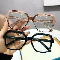 ราคา แว่น มี กล้อง ถ่าย คลิป eyeglasses camera black frame eyeglass แว่นสายตา ยาว ทรง แคทอาย กรอบแว่น ไทเทเนียม แท้ แว่น ออฟ ตัส ม่อน เดฟ แว่น ครึ่ง กรอบ (1731932591106460395)