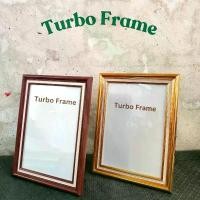 ราคา Turbo Frame กรอบรูปตกแต่งบ้าน ขนาดใส่ภาพ 4x6 นิ้ว, 5x7นิ้ว, 6x8 นิ้ว ,A5 , B5, 8x10นิ้ว ,8x12นิ้ว, A4(21x29.7cm),10x12นิ้ว พร้อมกระจกใส ขาตั้ง หูแขวนผนัง (1731269311249091575)