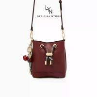ราคา LYN - Bethany Mini Bucket Bag กระเป๋าทรงถัง Bethany Mini (L25FBWB032) (1732375381922252027)