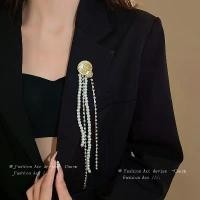 ราคา เข็มกลัดดอกไม้ ดีไซน์ดอกไม้ นัวเนีย ฝังเพชร สไตล์วินเทจ Ar gloves gloves ผ้าคลุมหน้ากันแดดกัน uv เข็มกลัด ติด หน้าอก newera หมวก แก๊ป แฟชั่น (1731910603695883953)