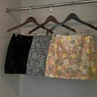 ราคา Mabel skirt กระโปรงปักเลื่อมลายดอก (1731827775175100072)