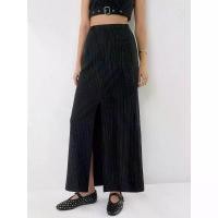 ราคา [Pomelo] กระโปรงทรงแม็กซี่ผ่าหน้าลายทาง / Front Slit Pinstripe Maxi Skirt (1731091884422498395)